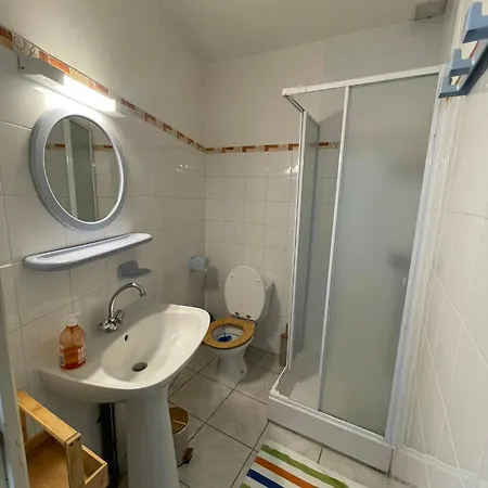 Le Rocher Hotel *